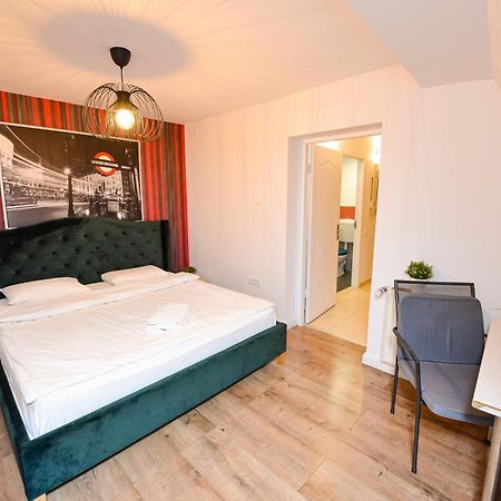 The Lincoln Suites - Central Shabbat Friendly Apartments Bukurešť Exteriér fotografie