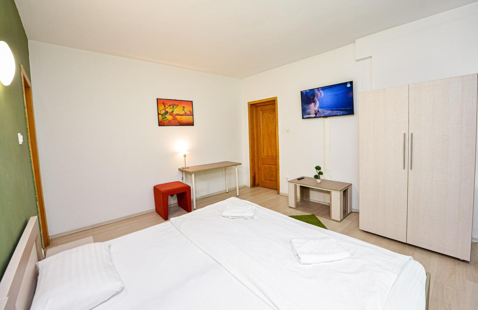 The Lincoln Suites - Central Shabbat Friendly Apartments Bukurešť Exteriér fotografie