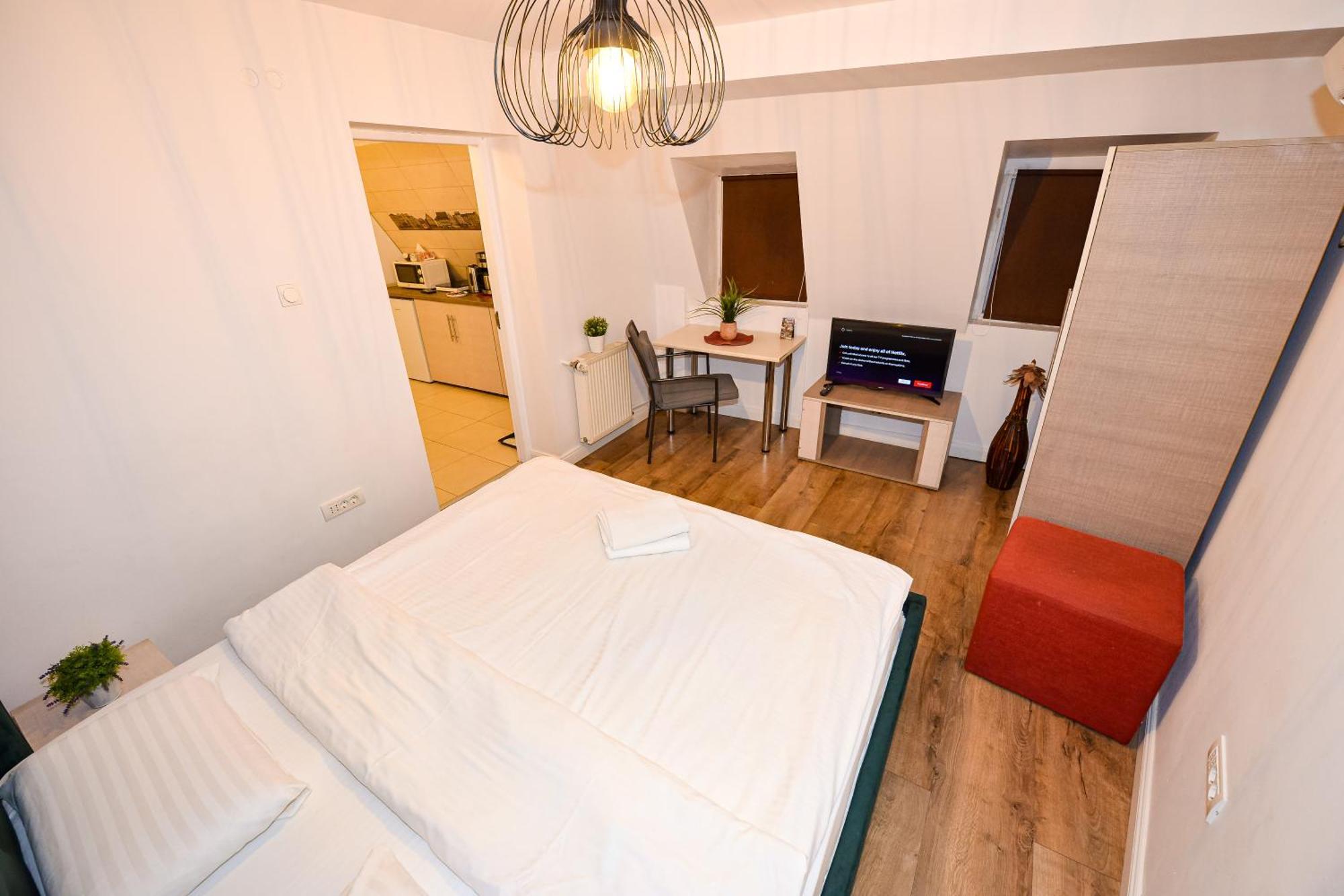 The Lincoln Suites - Central Shabbat Friendly Apartments Bukurešť Exteriér fotografie