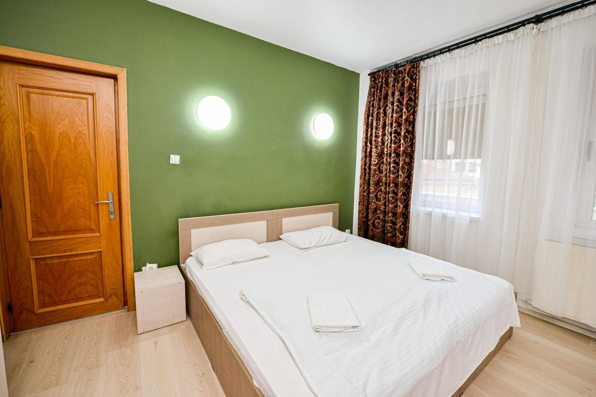 The Lincoln Suites - Central Shabbat Friendly Apartments Bukurešť Exteriér fotografie